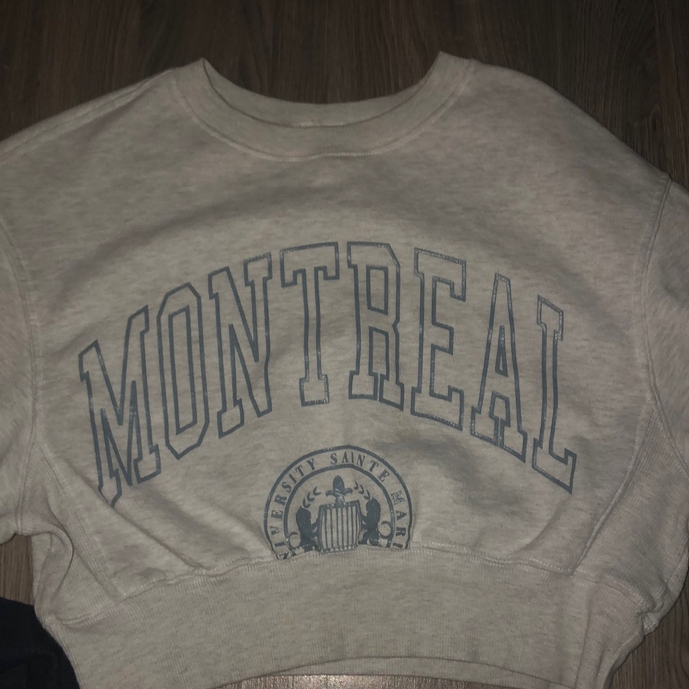 cropped garage sweatshirt crewneck